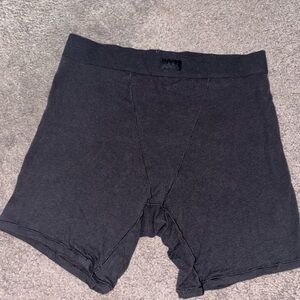 SKIMS boyfriend boxers, size S